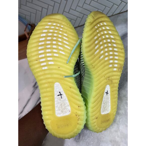 Adidas Yeezy Boost 350 V2 Yeezreel FW5191 Size 9.5 Non-Reflective Green Black main image 13